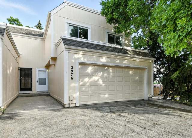 Property at 2976 S Parker Ct, Aurora, CO 80014, 3 beds, 4 baths