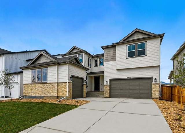Property at 9329 Russell Cir, Arvada, CO 80007, 5 beds, 5 baths