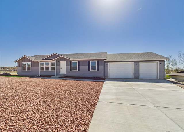 Property at 964 S Greenway Ave, Pueblo, CO 81007, 3 beds, 2 baths