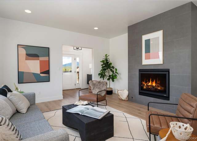 Property at 2101 Lupine Ln, Tabernash, CO 80478, 4 beds, 4 baths