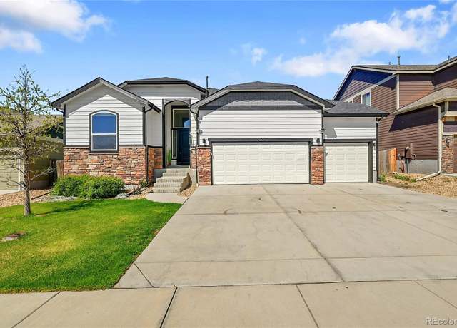 Property at 6829 Juniper Ct, Frederick, CO 80530, 6 beds, 4 baths
