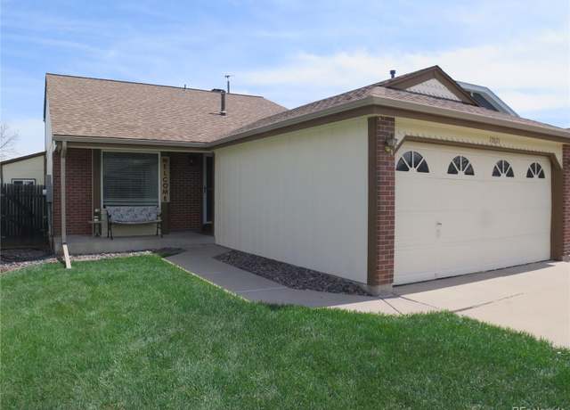 Property at 17671 E Brown Cir, Aurora, CO 80013, 3 beds, 2 baths