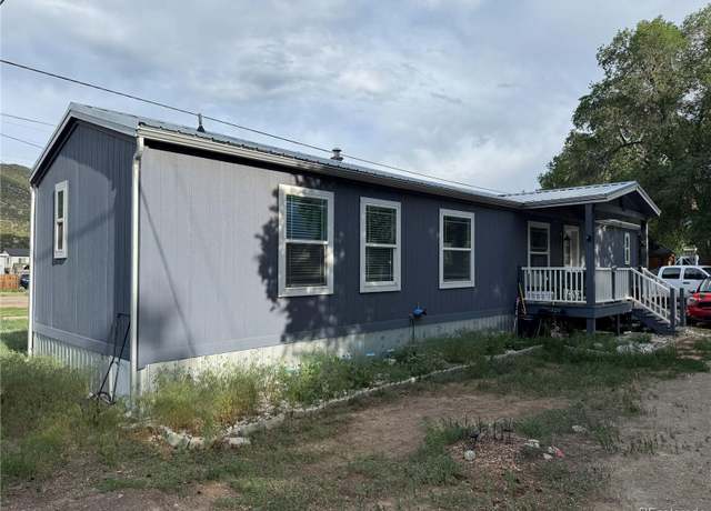 Property at 845 Oak St, Salida, CO 81201, 3 beds, 2 baths