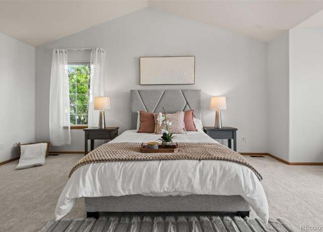 Property at 10284 Royal Eagle St, Highlands Ranch, CO 80129, 5 beds, 3 baths