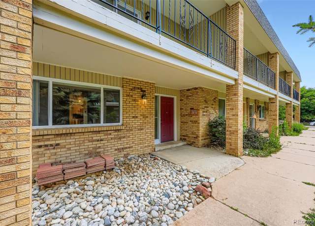 Property at 6727 S Race St, Centennial, CO 80122, 3 beds, 3 baths