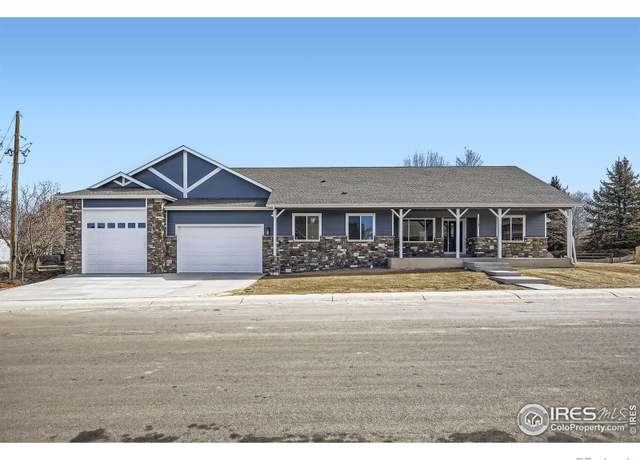 Property at 113 W Park Ave, Johnstown, CO 80534, 4 beds, 3 baths