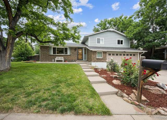 Property at 8935 W Swarthmore Dr, Littleton, CO 80123, 3 beds, 3 baths