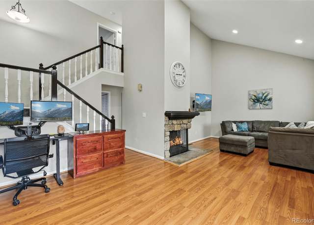 Property at 19616 E Milan Cir, Aurora, CO 80013, 3 beds, 2 baths