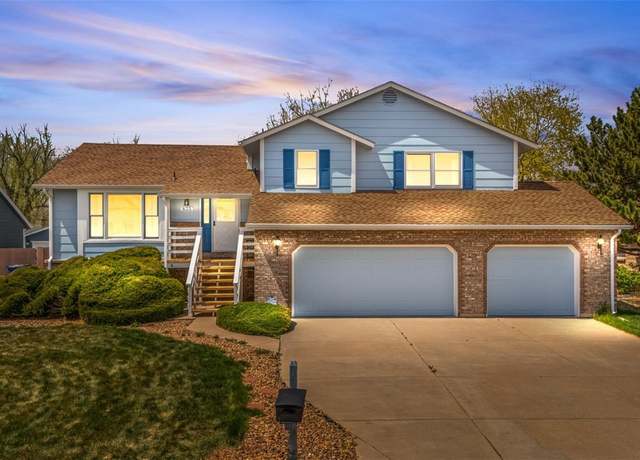 Property at 835 S Geneva St, Aurora, CO 80247, 4 beds, 4 baths