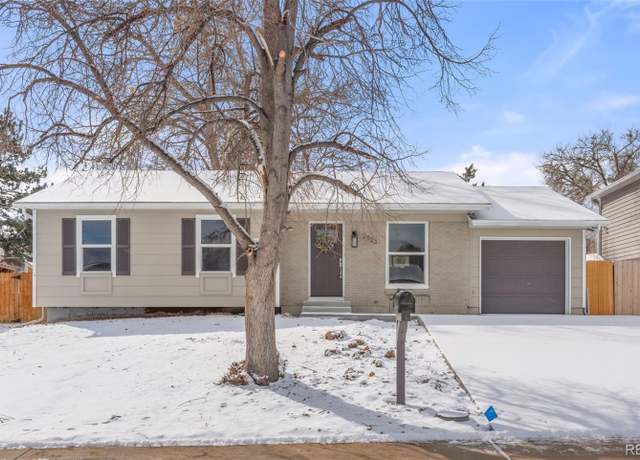 Property at 2023 S Idalia St, Aurora, CO 80013, 3 beds, 2 baths