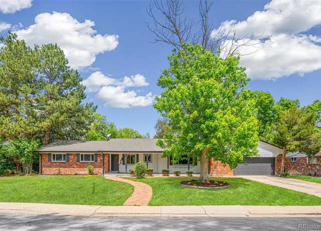 Property at 423 Nile St, Aurora, CO 80010, 5 beds, 4 baths