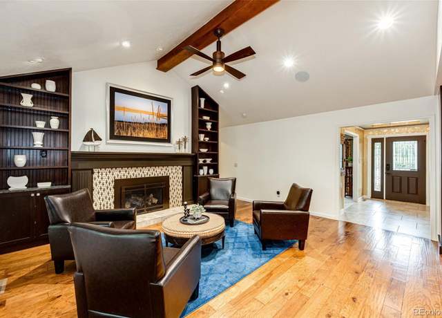 Property at 10601 E Crestline Ave, Englewood, CO 80111, 6 beds, 4 baths