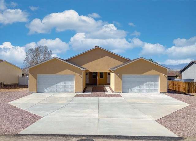 Property at 322 W Marble Dr, Pueblo, CO 81007, 6 beds, 4 baths