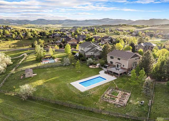 Property at 7624 Russell Ct, Arvada, CO 80007, 5 beds, 4 baths
