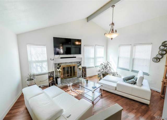 Property at 13150 E Linvale Pl, Aurora, CO 80014, 4 beds, 2 baths
