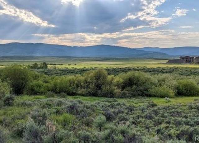 Property at 433 Forrest Dr, Granby, CO 80446