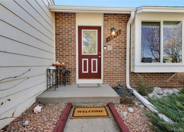 Property at 19137 E Milan Cir, Aurora, CO 80013, 3 beds, 2 baths