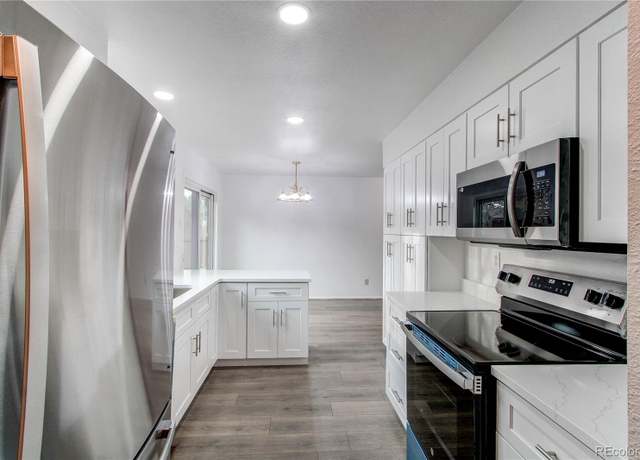 Property at 53 S Eagle Cir, Aurora, CO 80012, 3 beds, 3 baths