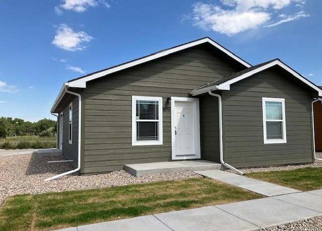 Property at 1619 Osage Ave, Fort Morgan, CO 80701, 3 beds, 2 baths