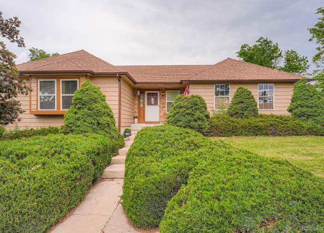 Property at 4162 S Dunkirk Way, Aurora, CO 80013, 3 beds, 2 baths