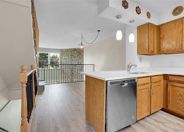 Property at 9320 W Ontario Dr, Littleton, CO 80128, 2 beds, 2 baths