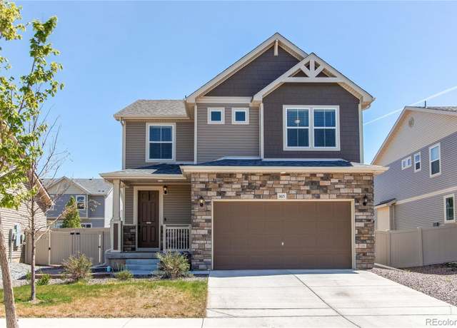 Property at 3671 Hazelwood Ln, Johnstown, CO 80534, 3 beds, 3 baths