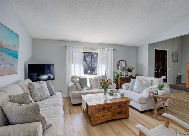 Property at 3621 S Kalispell St, Aurora, CO 80013, 3 beds, 2 baths