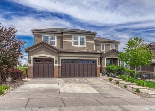 Property at 27625 E Moraine Dr, Aurora, CO 80016, 5 beds, 5 baths