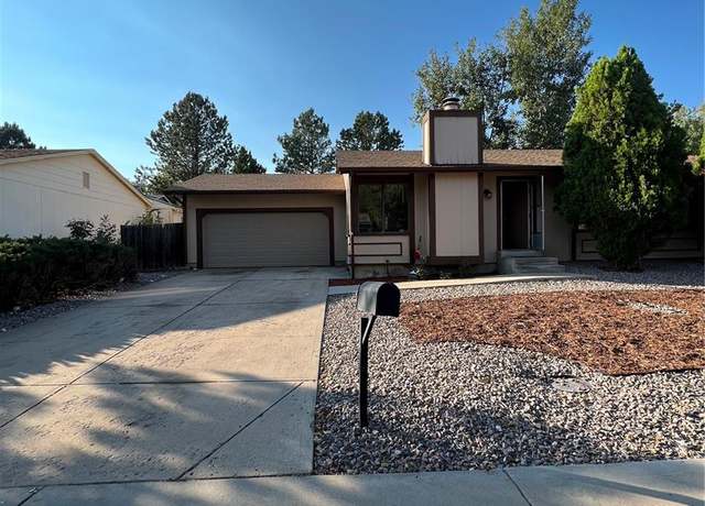 Property at 16786 E Kent Dr, Aurora, CO 80013, 3 beds, 2 baths