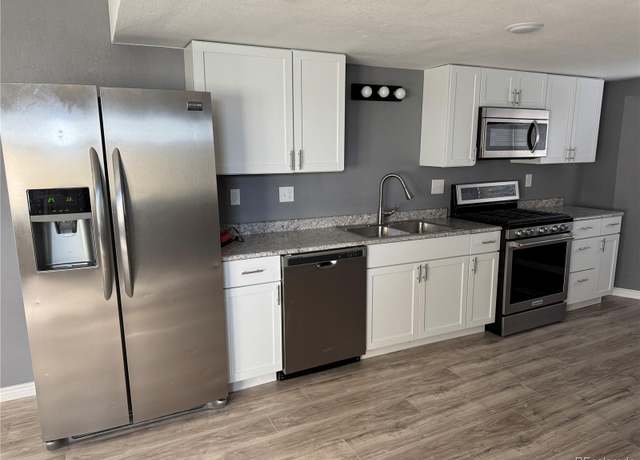 Property at 208 Mesa Verde St, Golden, CO 80401, 3 beds, 1 bath