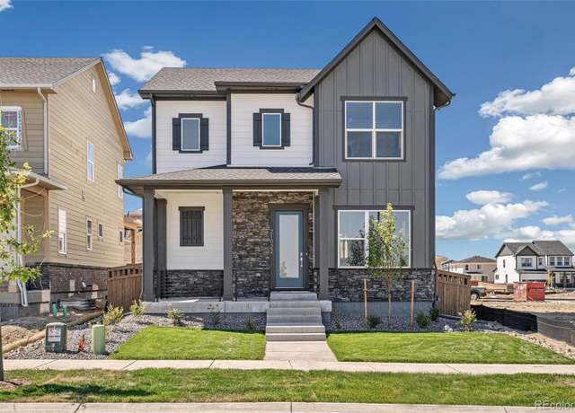 Property at 21022 E 63 Dr, Aurora, CO 80019, 3 beds, 3 baths