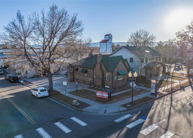 Property at 2606 W Alamo Ave, Littleton, CO 80120, 6 beds, 3 baths