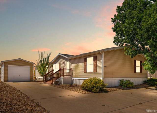 Property at 4892 Barron Cir, Longmont, CO 80504, 4 beds, 2 baths