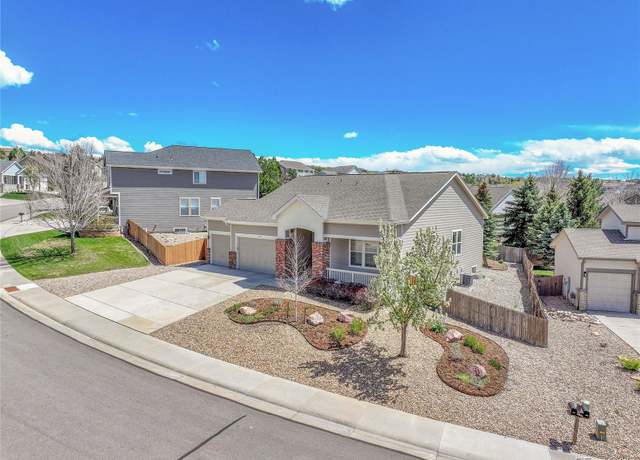 Property at 1034 Halfmoon Dr, Castle Rock, CO 80104, 3 beds, 2 baths