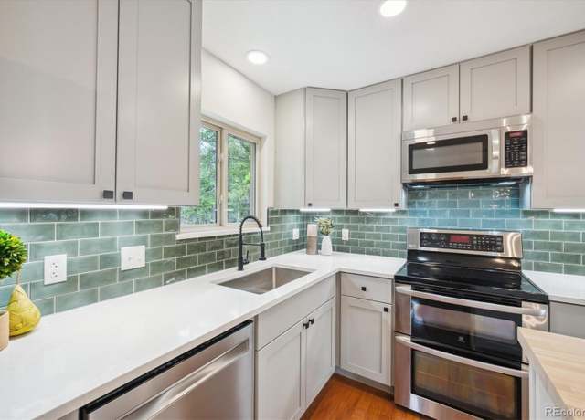 Property at 11457 Nancys Dr, Conifer, CO 80433, 3 beds, 2 baths