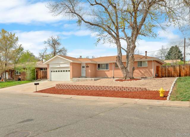 Property at 8487 W 62nd Pl, Arvada, CO 80004, 4 beds, 3 baths