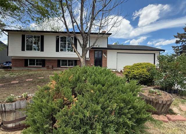 Property at 4770 Newtonn Dr, Colorado Springs, CO 80916, 3 beds, 2 baths