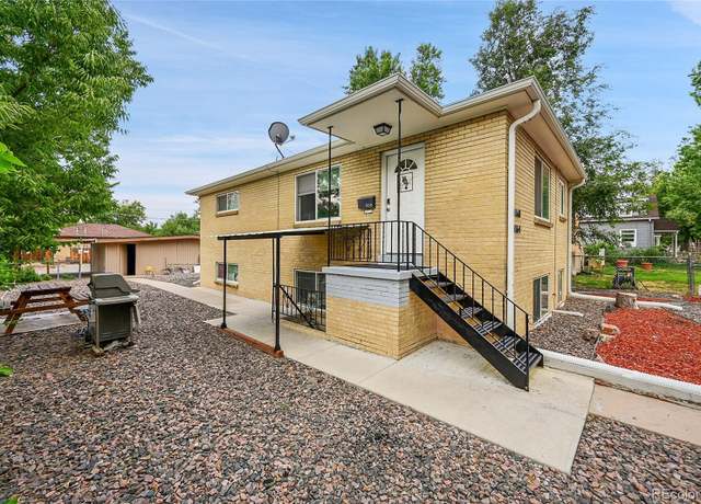 Property at 1164 Dallas St, Aurora, CO 80010, 4 beds, 2 baths