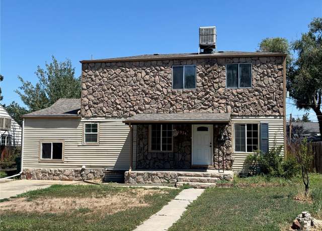 Property at 1974 Macon St, Aurora, CO 80010, 6 beds, 3 baths