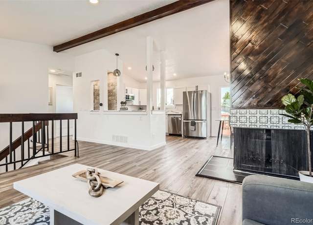 Property at 17979 E Oxford Pl, Aurora, CO 80013, 4 beds, 2 baths
