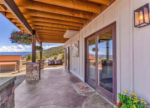 Property at 620 Foothills Dr, Canon City, CO 81212, 3 beds, 3 baths