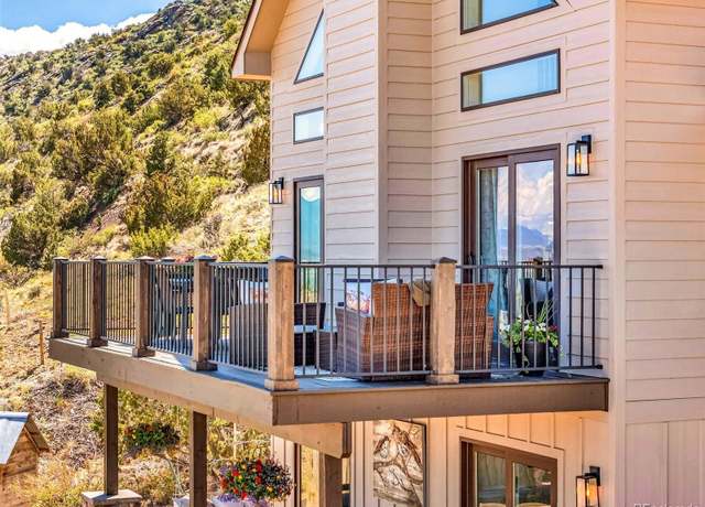 Property at 620 Foothills Dr, Canon City, CO 81212, 3 beds, 3 baths