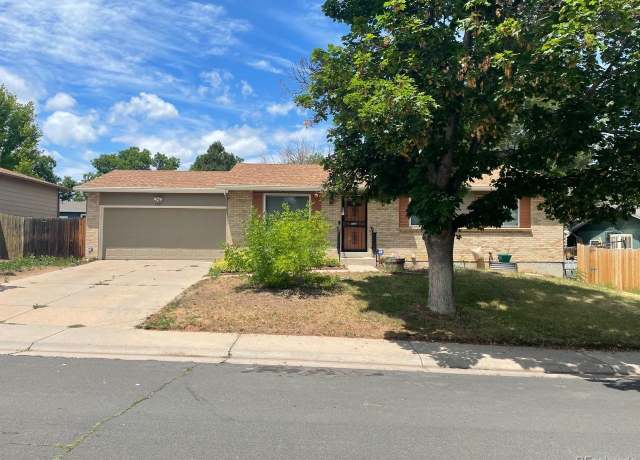 Property at 2597 S Dillon St, Aurora, CO 80014, 4 beds, 3 baths