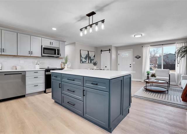 Property at 7054 Welch Ct, Arvada, CO 80004, 4 beds, 3 baths