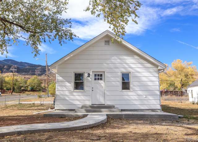 Property at 1222 Langmeyer St, Colorado Springs, CO 80904, 2 beds, 1 bath
