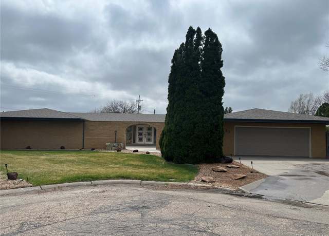 Property at 25 Cedar Cir, Burlington, CO 80807, 3 beds, 3 baths