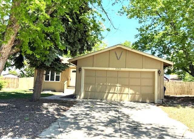 Property at 16753 E Ithaca Pl, Aurora, CO 80013, 3 beds, 2 baths