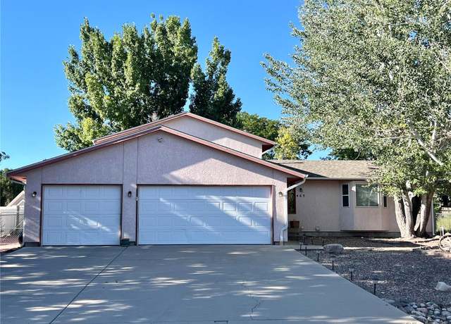 Property at 463 W Player Dr, Pueblo West, CO 81007, 5 beds, 4 baths