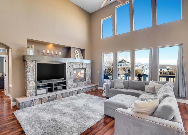 Property at 8726 Gardenia Cir, Arvada, CO 80005, 4 beds, 4 baths