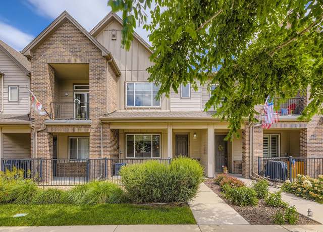 Property at 600 E Dry Creek Pl, Littleton, CO 80122, 3 beds, 3 baths